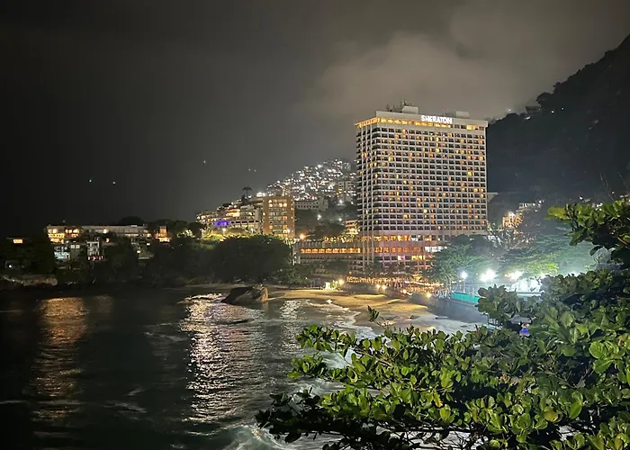 Ocean View House Of Zepp - Good Neighbourhood, 5 Minute Walk To The Beach, Stunning Sunrise Views Rio de Janeiro